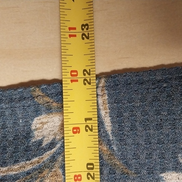 3/$25 Paper Crane Front Tie Shirt, Size Small - Picture 13 of 13